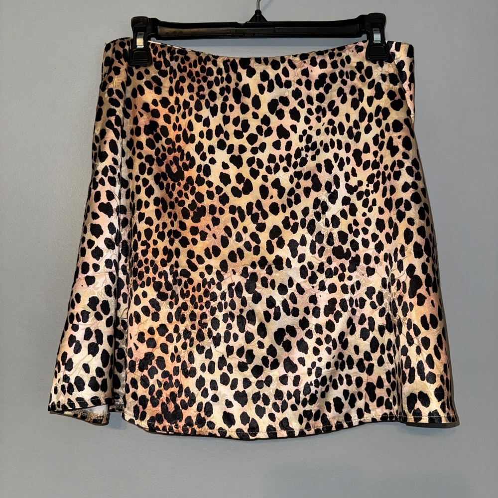 EUC Princess Polly Jemima Grace Leopard Print Mini Skirt Size 10 - Picture 2 of 8